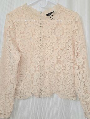 Miss Chievous Boho/Romantic Cream Lace Crochet Top